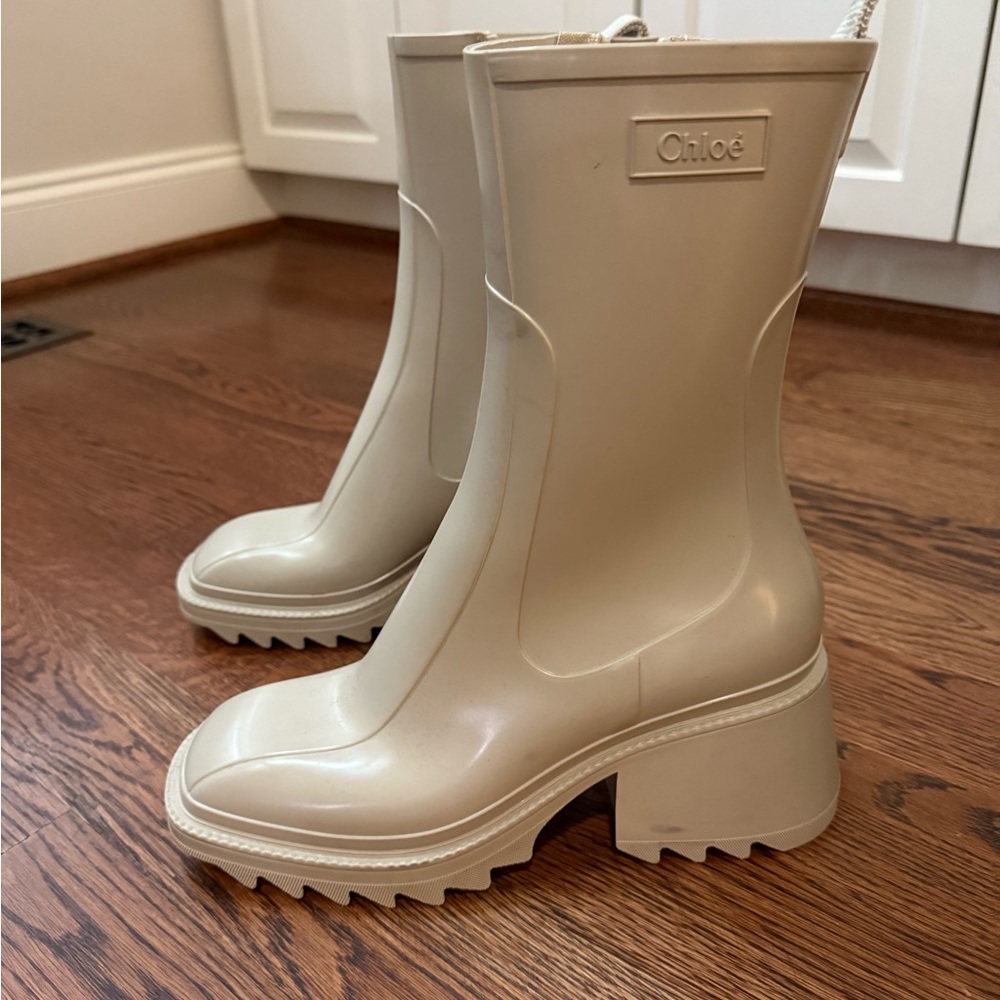 Chloe Beige Winter Rain Boots